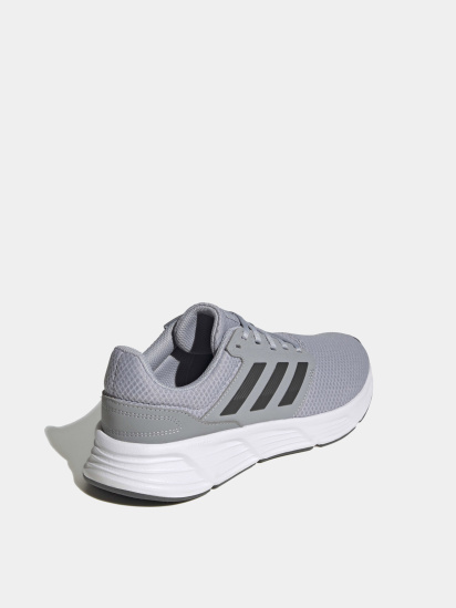 Кроссовки для бега adidas модель GW4140 — фото 5 - INTERTOP