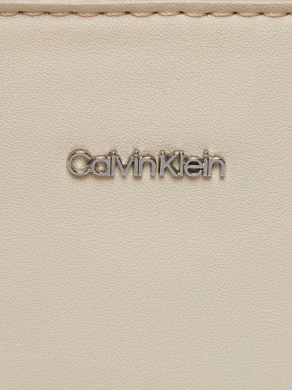 Кросс-боди Calvin Klein модель K60K611873-PC4 — фото 4 - INTERTOP