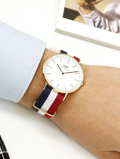 Часы Daniel Wellington модель DW00100003 — фото 3 - INTERTOP