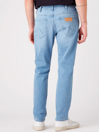 Прямые джинсы Wrangler модель W15QYJ38T_30 — фото 2 - INTERTOP