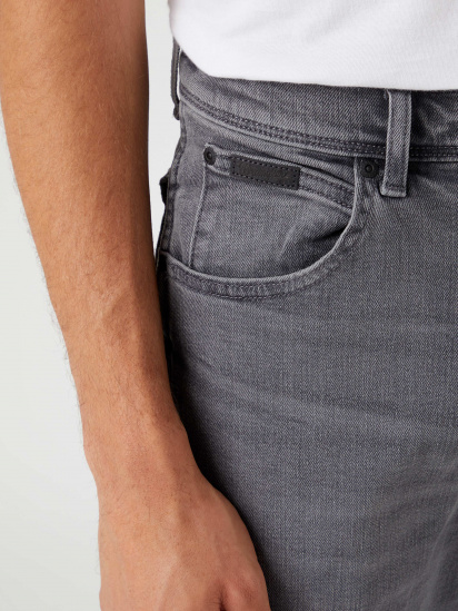 Прямые джинсы Wrangler модель W1212923K_32 — фото 4 - INTERTOP